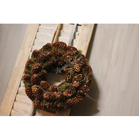 Dikke moskrans / Pinecones 35 cm
