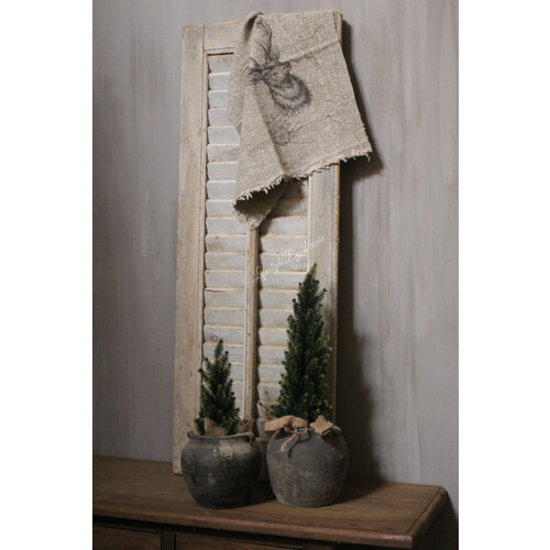 Namaak pinus boompje in jute 27 cm 