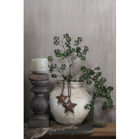 Namaak lange cedar tak met kleine bolletjes groen 90 cm