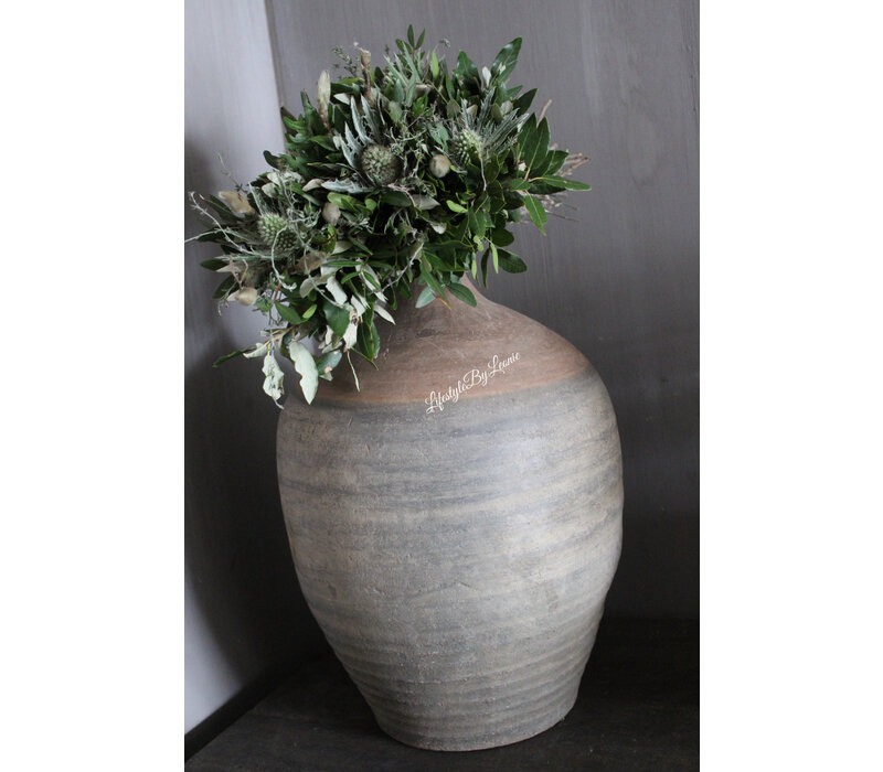 Groene toef met witte Distel en Magnolia