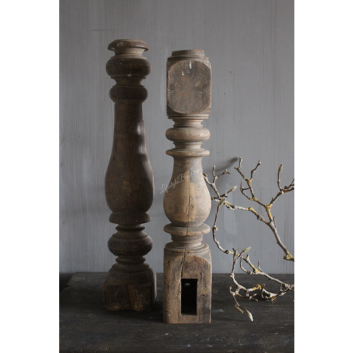 Aura Peeperkorn trap-baluster kandelaar / ornament 