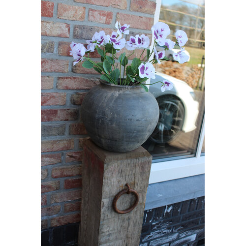 Zijden Viooltje op steel white/purple 67 cm 