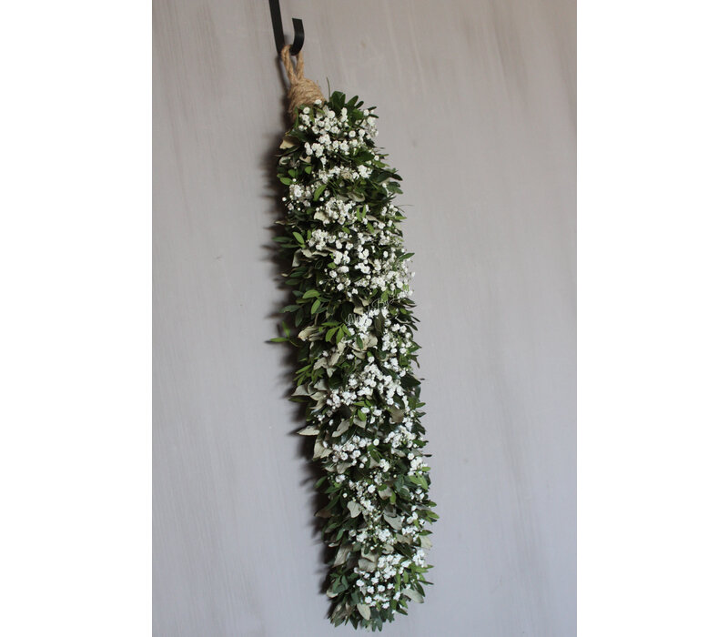 Smalle groene toef met wit Gipskruid