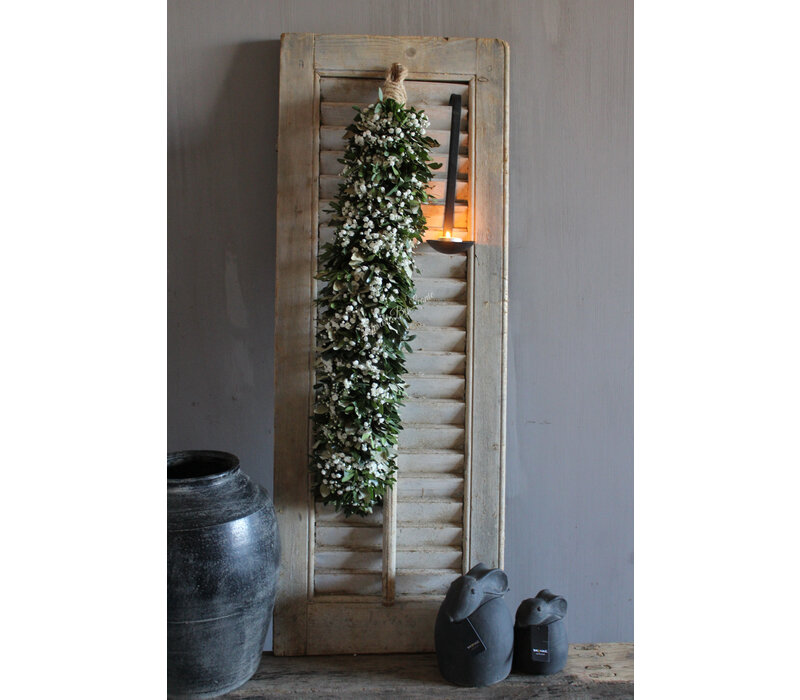Smalle groene toef met wit Gipskruid
