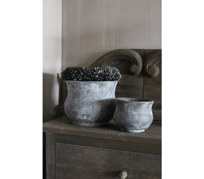 Grote stenen pot Flared Grey/black 28 x 23 cm