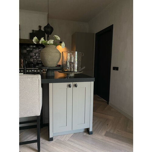 Luksa houten plateau op voet Antique grey 40 x 15 cm 