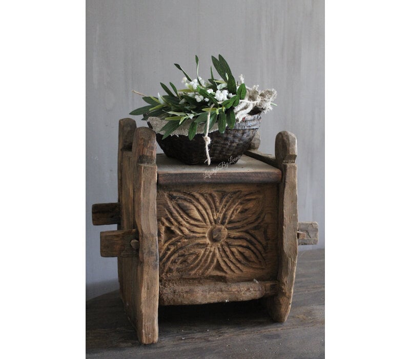 Namaak toefje olijf / gipskruid in shabby doek