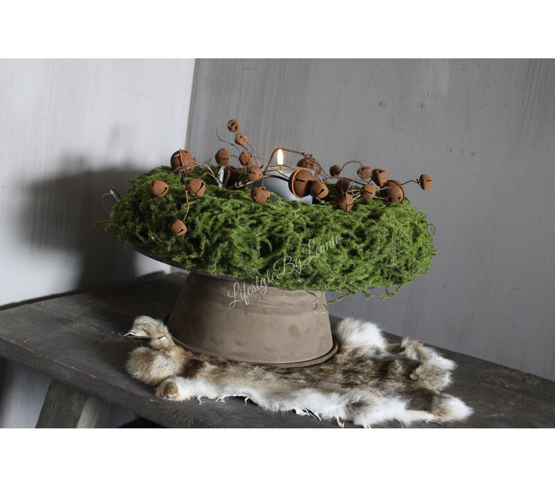 Roestige kerstbellen aan tak 80 cm