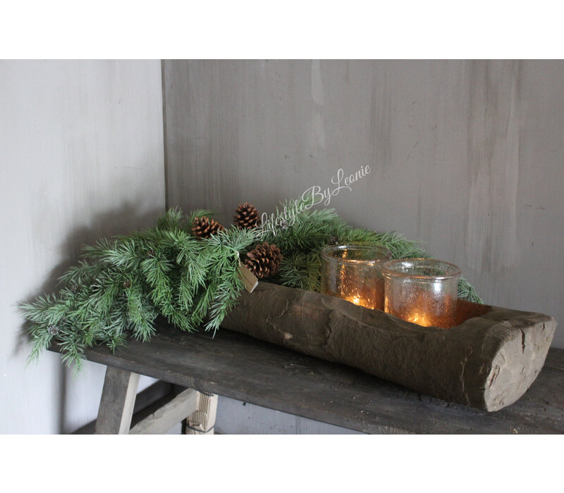 Grote liggende namaak toef cedar met dennenappels 130 cm