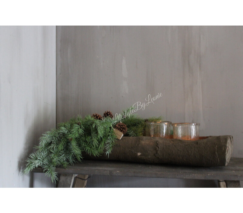 Grote liggende namaak toef cedar met dennenappels 130 cm