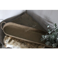 Roestig langwerpig dienblad Belly 69 cm