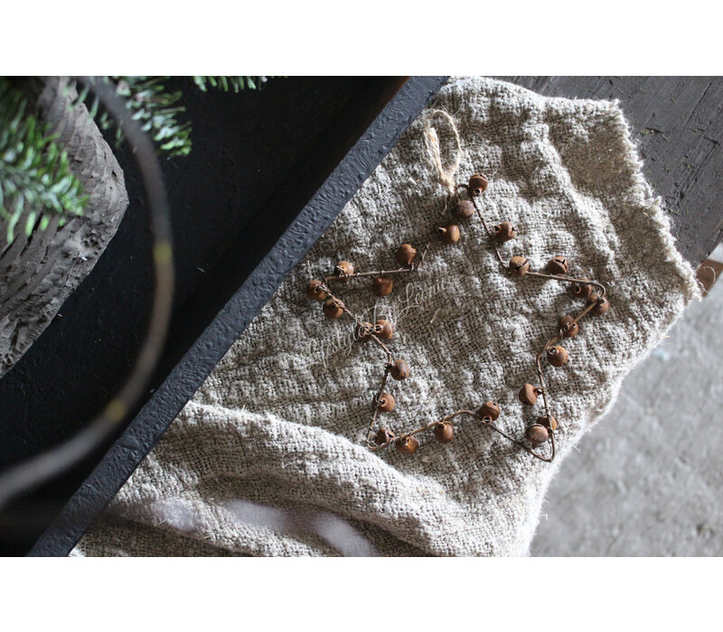 Roestige ster met belletjes 15 cm