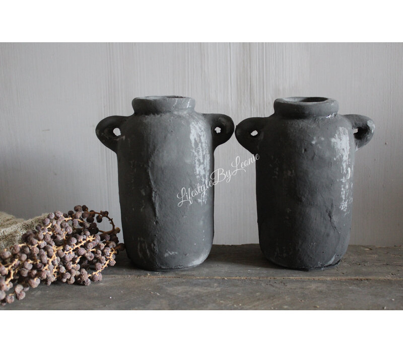 Zwart stenen kruikje met oren Tomy 17 cm