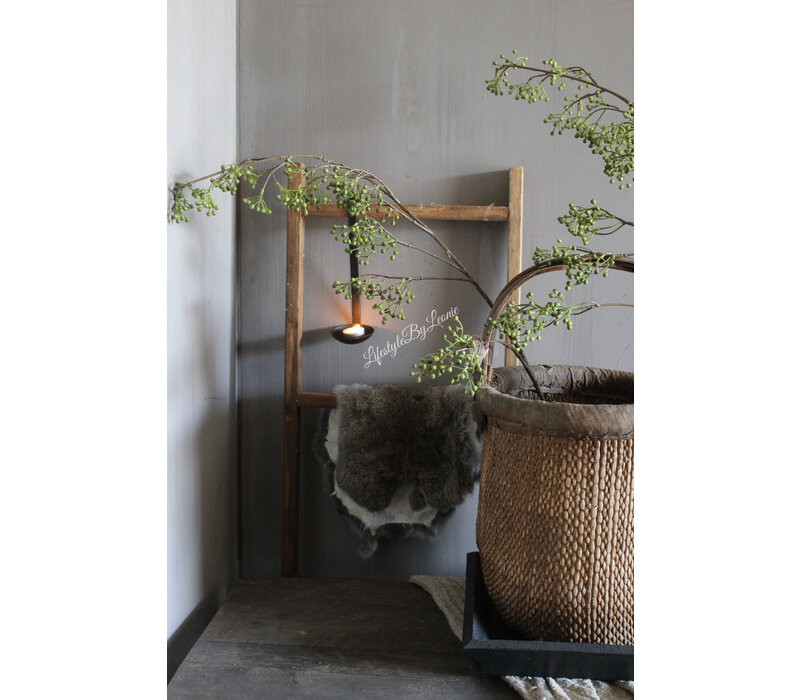 Namaak groene Rozenbottel tak 125 cm