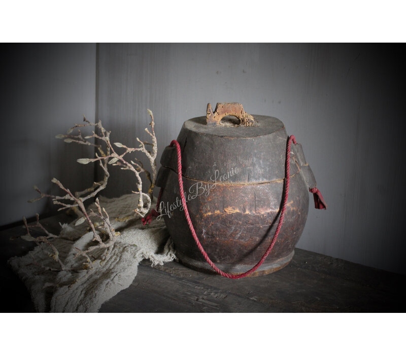 Authentieke Aziatische pot met deksel Uniq 25 cm