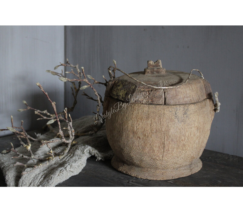 Authentieke Aziatische pot met deksel Uniq 25 cm