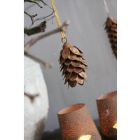 Roestige dennenappel hanger 9 cm