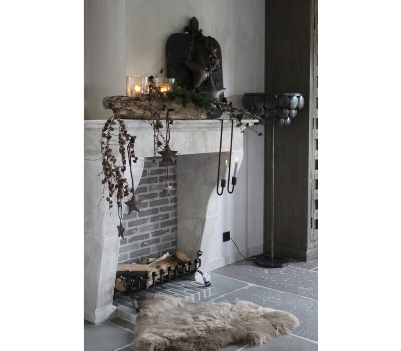 Metalen roestige ster aan touw 27 cm