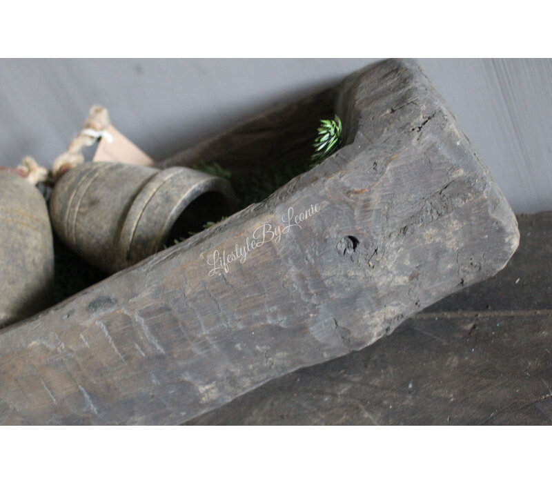 Aura Peeperkorn donker houten trog Antiek