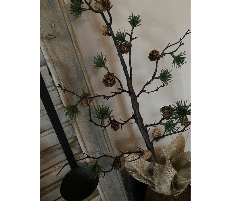 Namaak sobere larix boom met dennenappel 70cm