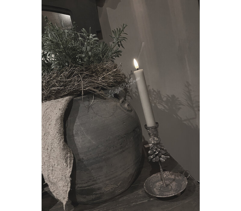 Sobere old look Dennenappel kandelaar dinerkaars 17cm