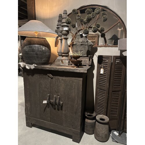Aura Peeperkorn Old farm kabinet 100 x 100 x 45 cm 