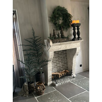 Namaak cedar krans met dennenappeltjes 75 cm