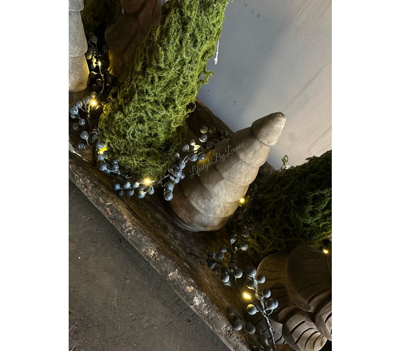 Namaak slinger / guirlande Juniper black met LED 170 cm