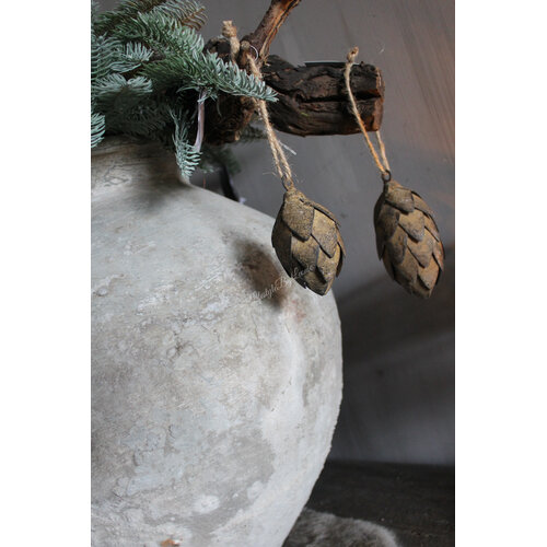 Roestige hanger Artishoke 14cm 