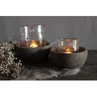 Set van 2 vergrijsde houten schaaltjes