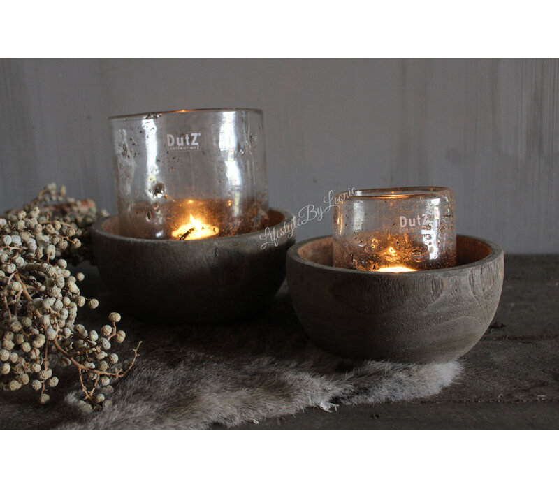 Set van 2 vergrijsde houten schaaltjes