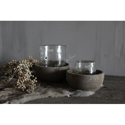 Set van 2 vergrijsde houten schaaltjes 