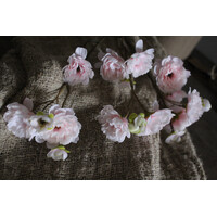 Zijden bloeiende bloesem tak Soft pink 50cm