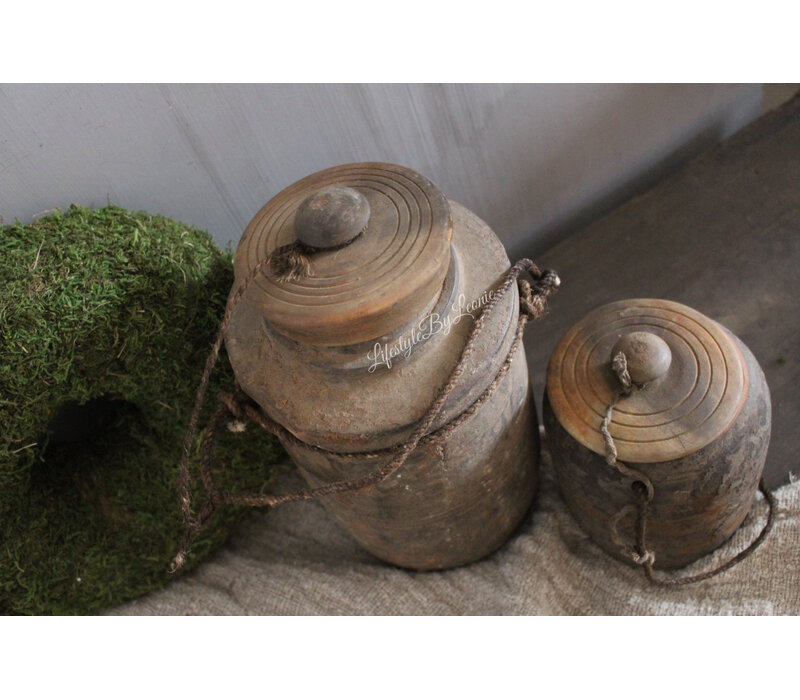 Authentieke nepalese pot met deksel