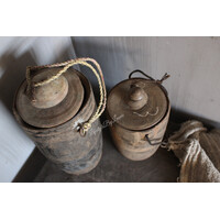 Authentieke nepalese pot met deksel