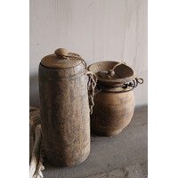 Authentieke nepalese pot met deksel
