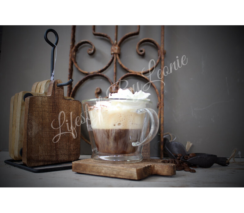 Sobere houten onderzetters aan rekje 6 stuks