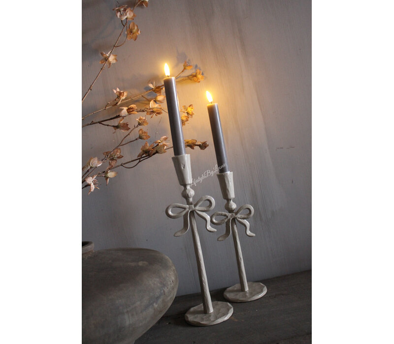 Metalen Dinerkaars kandelaar Strikje beige 30cm