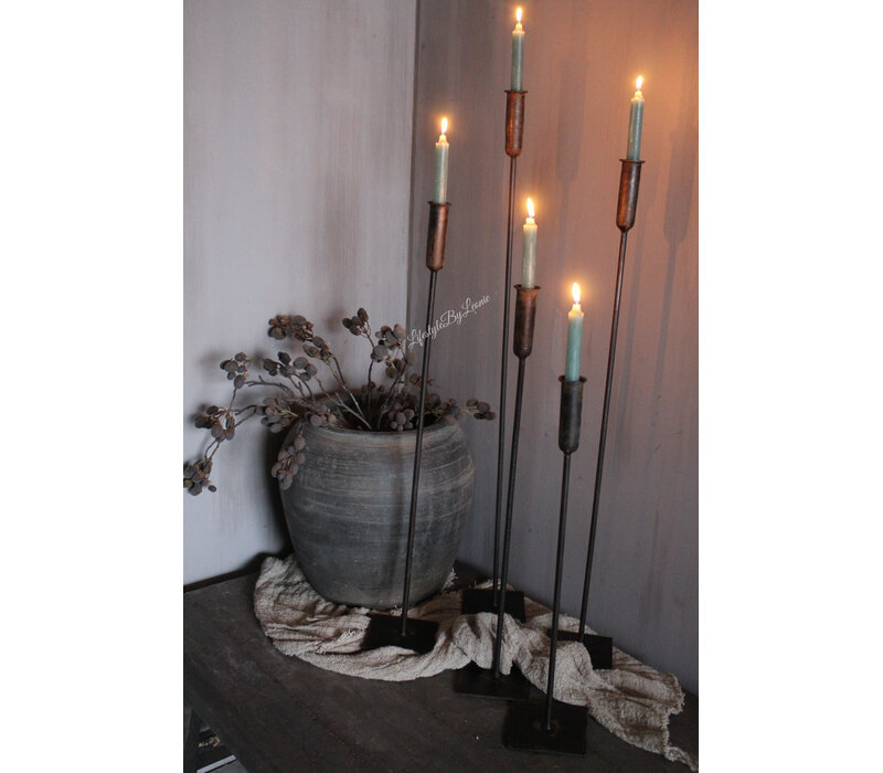 Smeedijzeren kandelaar dinerkaars 100 cm