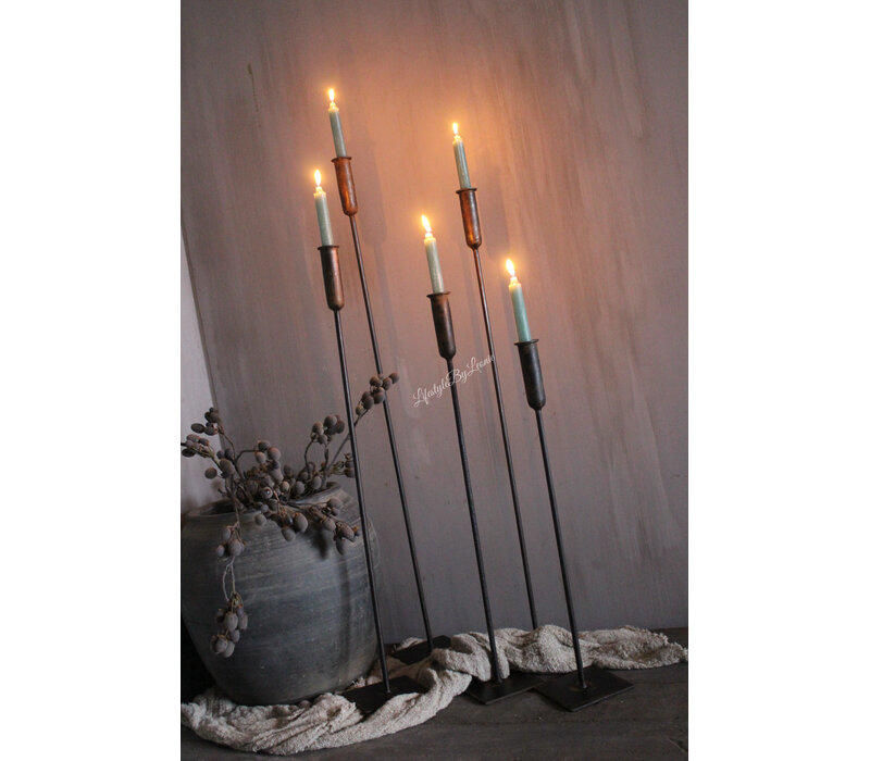 Smeedijzeren kandelaar dinerkaars 70cm