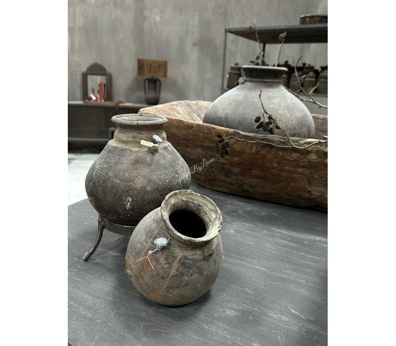 Hoffz Interior stenen ronde kruik op standaard 21x19cm