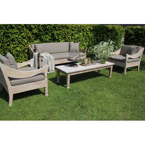 Aura Peeperkorn outdoor coffee table 