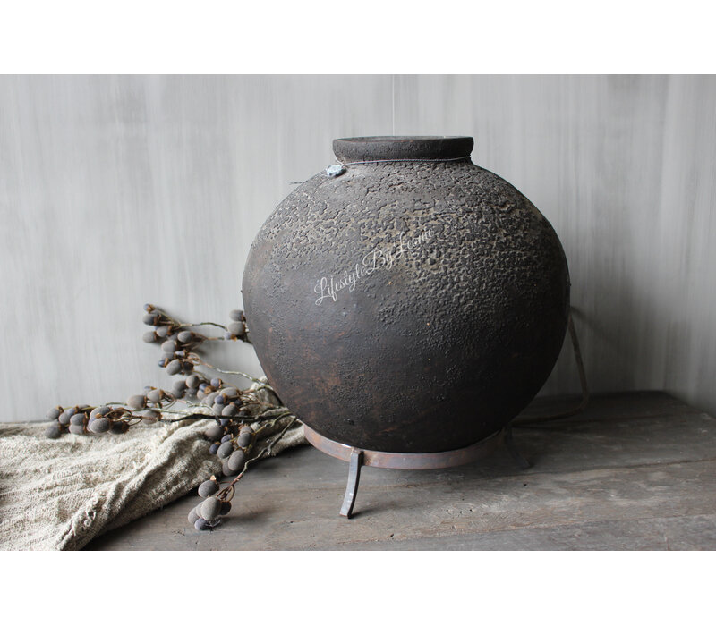 Hoffz Interior stenen ronde kruik op standaard 43x35cm