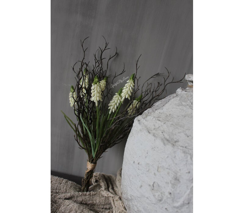 Namaak toef witte Druifjes en berken takjes 40 cm