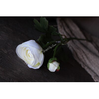 Zijden witte Ranonkel tak 35 cm