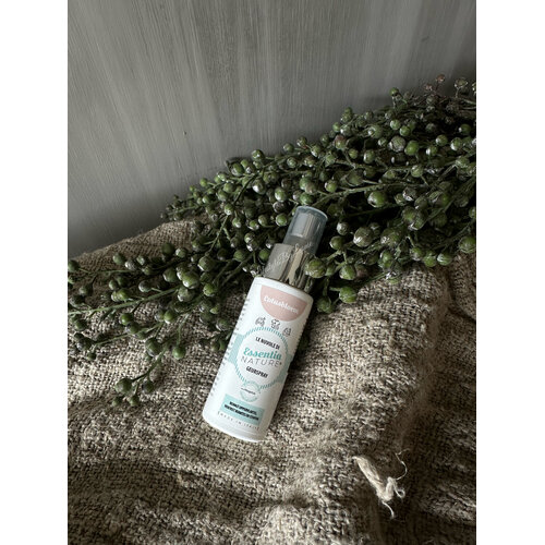Essentia Cloud schoonmaakspray Lotusbloem 50 ml 