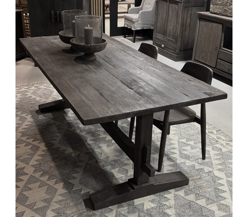 Luksa eettafel antique grey Thomas