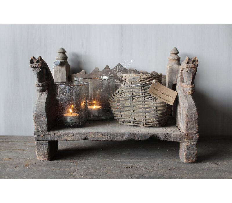 Hoffz Interior oude tempel / altaar hout
