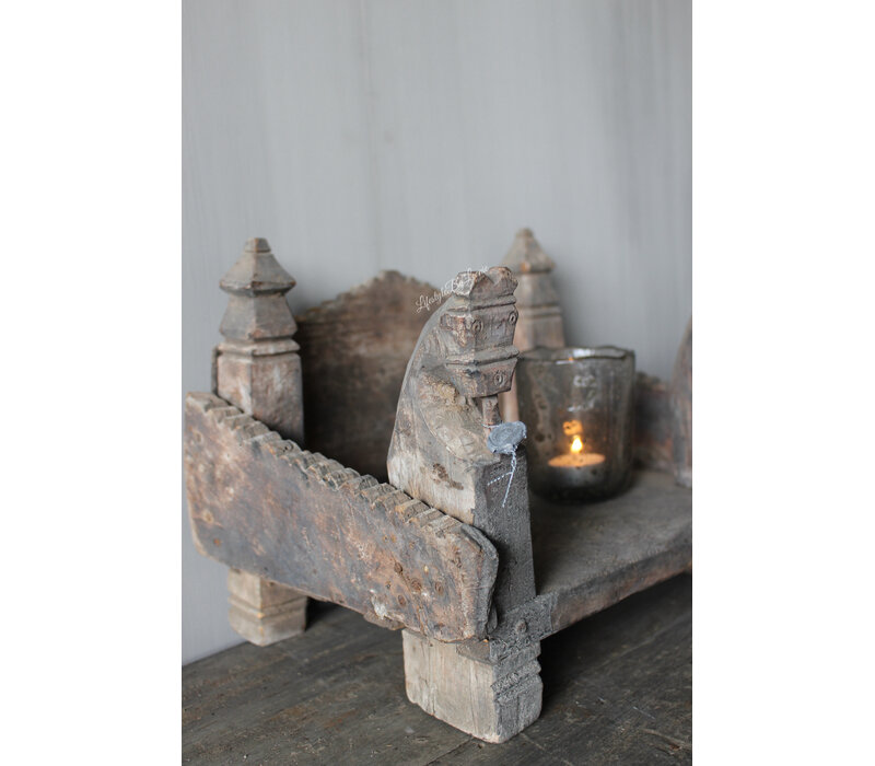 Hoffz Interior oude tempel / altaar hout