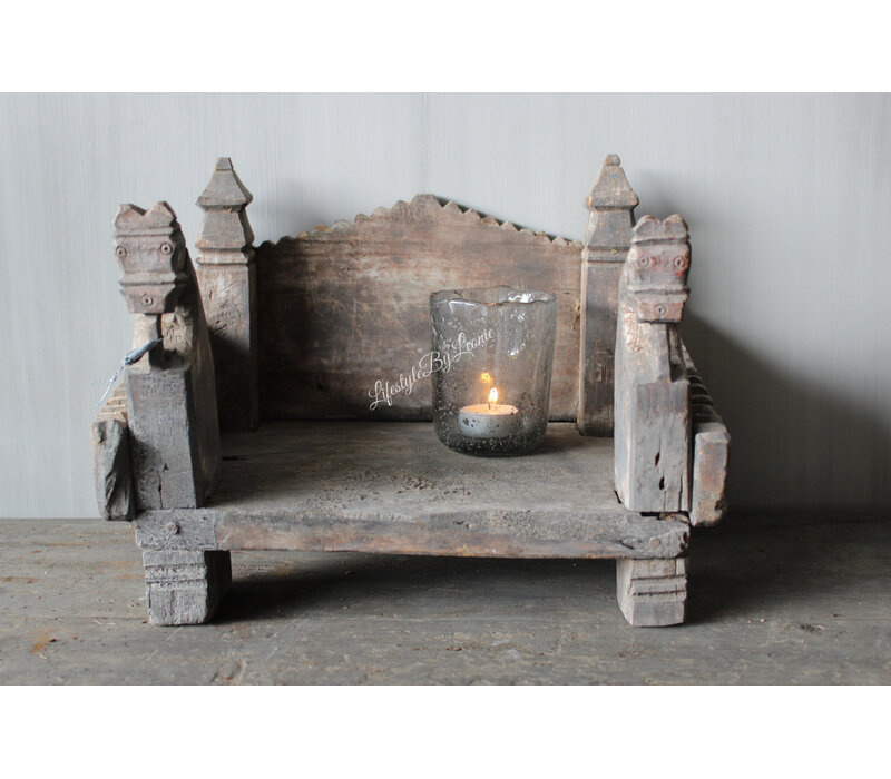 Hoffz Interior oude tempel / altaar hout